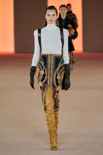 Look 22